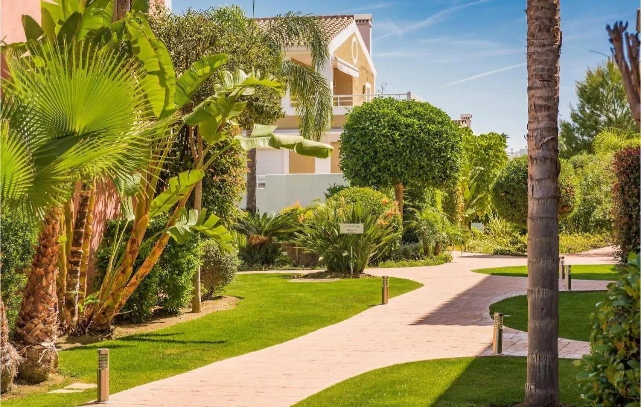 Stunning Apartment In Estepona With Kitchenette